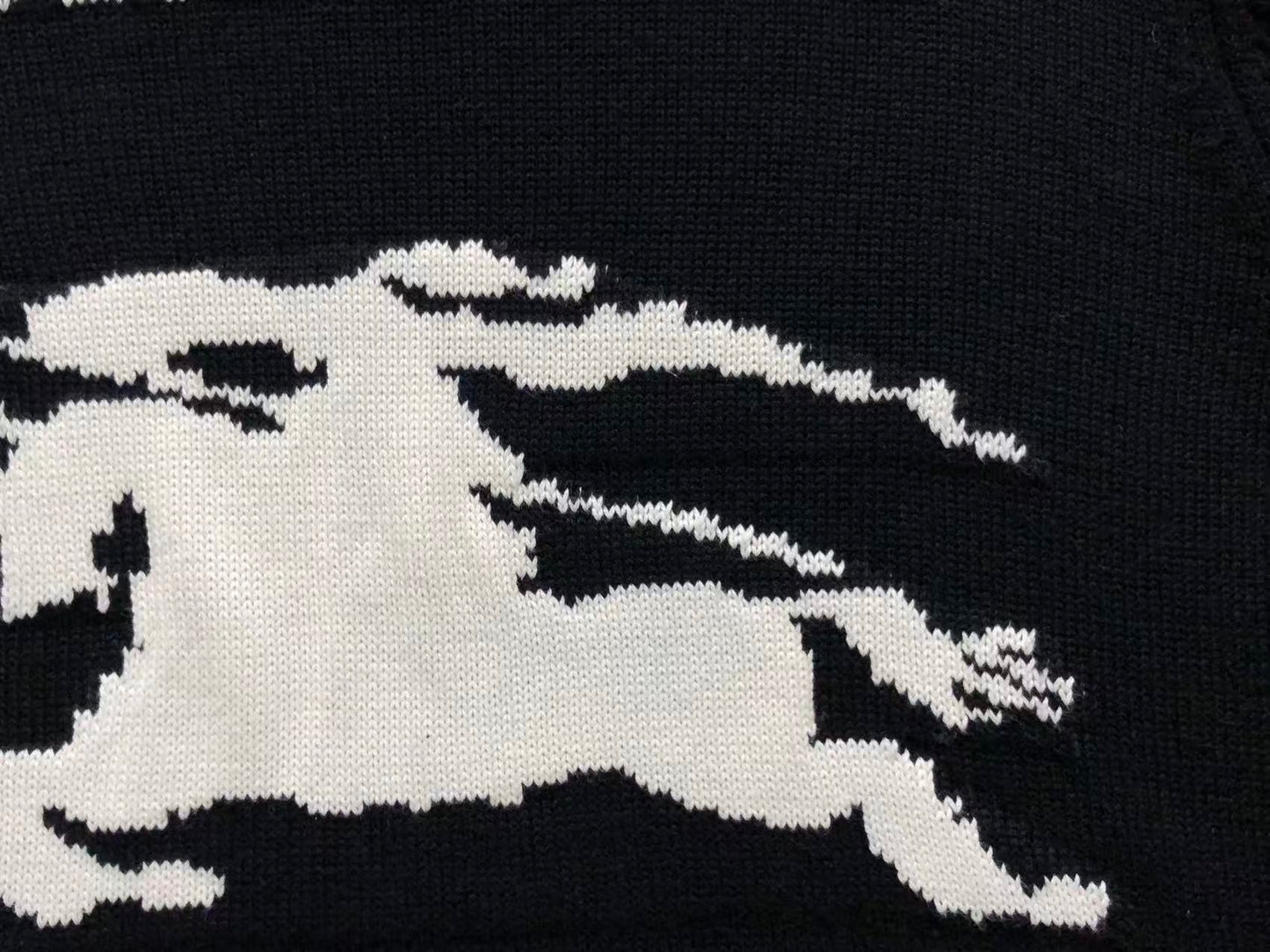 B - SWEATER