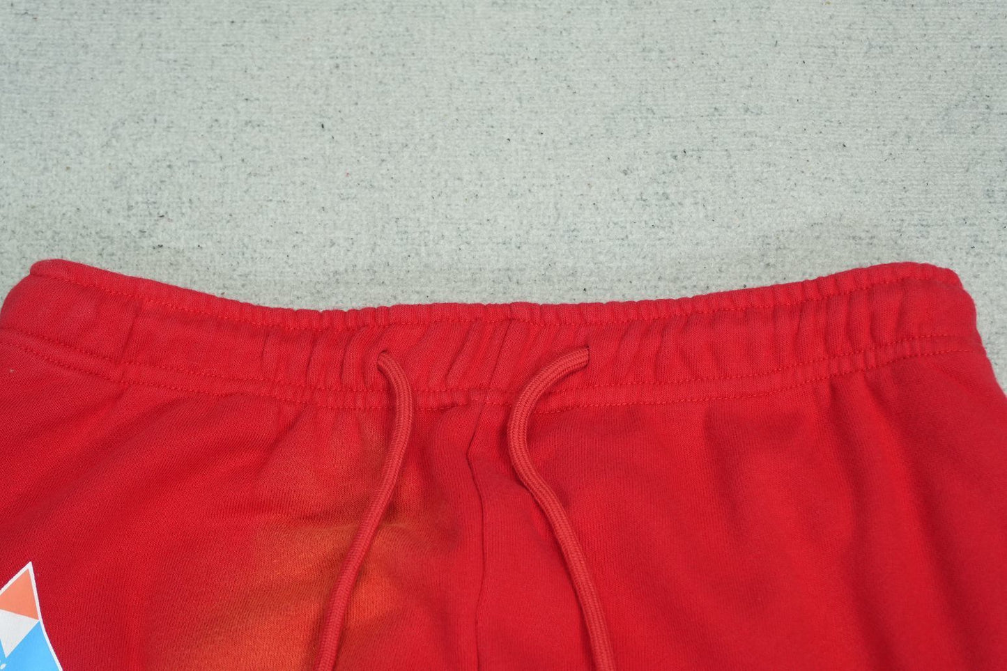 H - SWEATPANTS