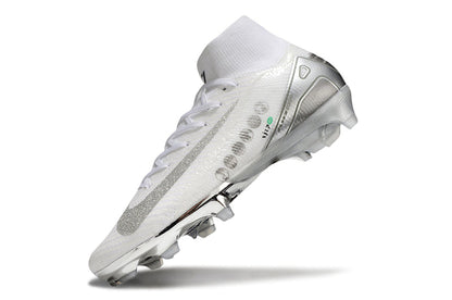 M - FUSSBALLSCHUHE