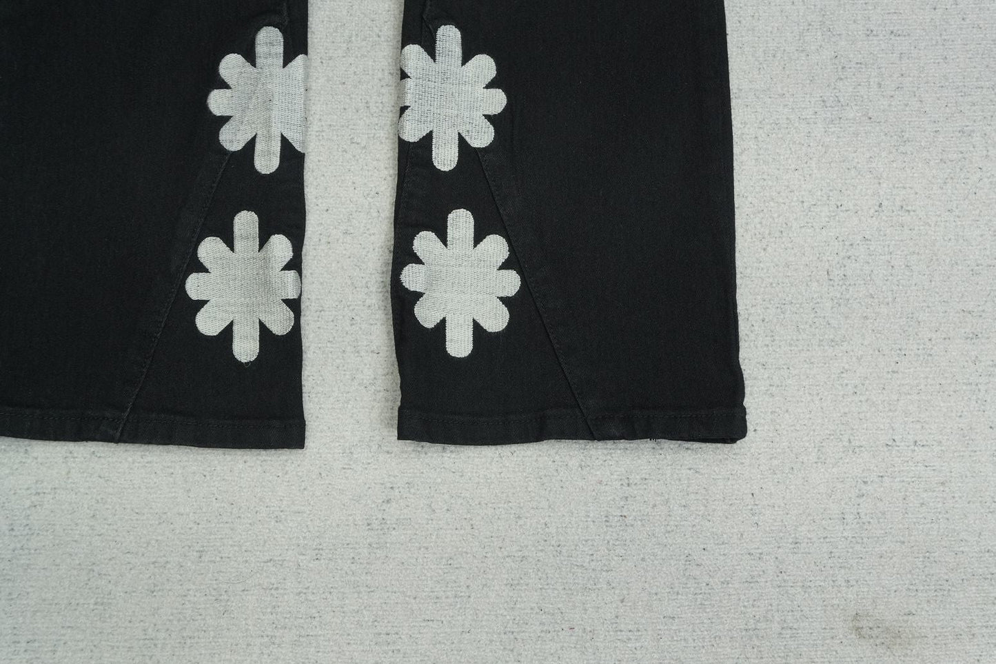 L - JEANS