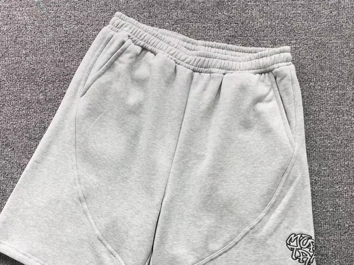 M - SHORTS