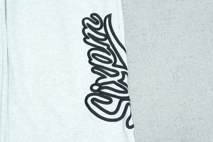 S - SWEATPANTS