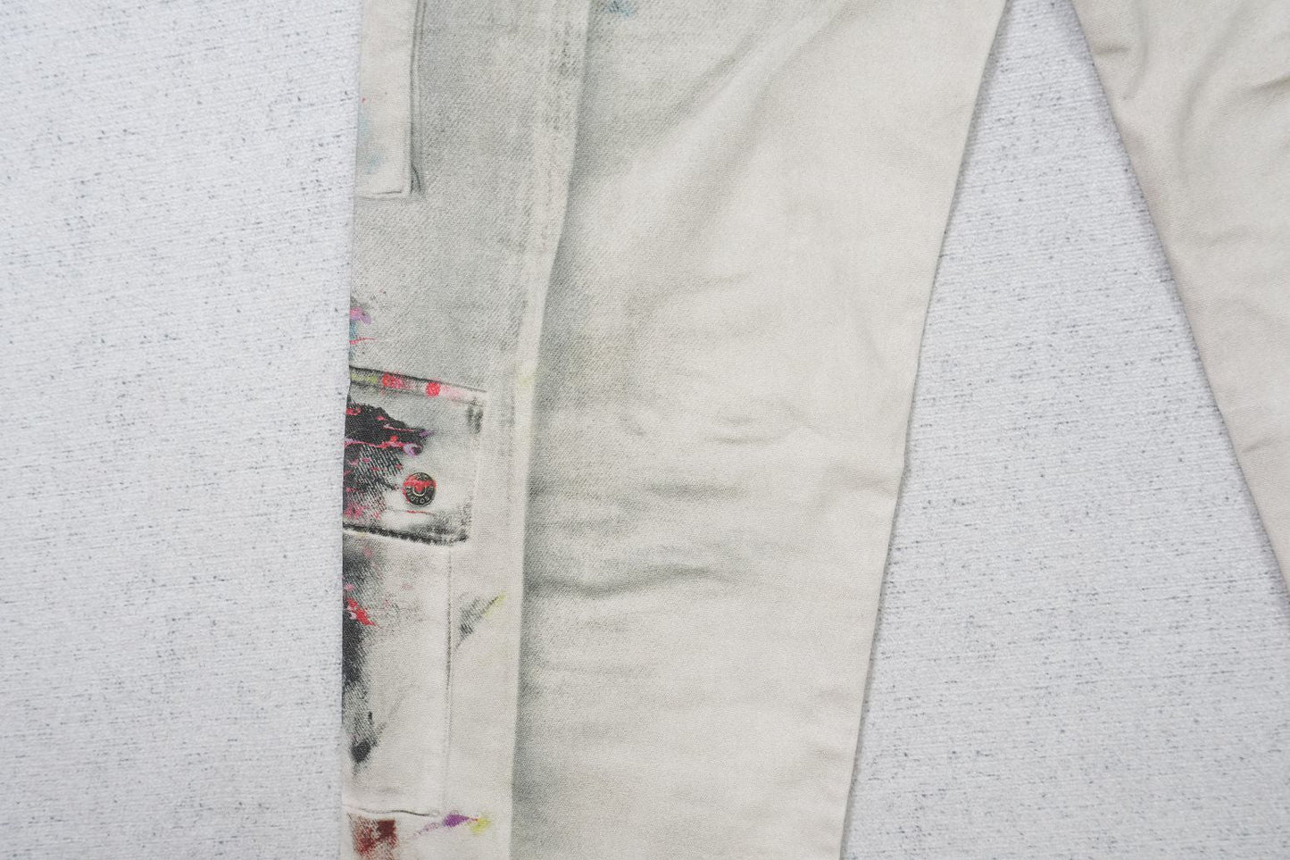 A - JEANS