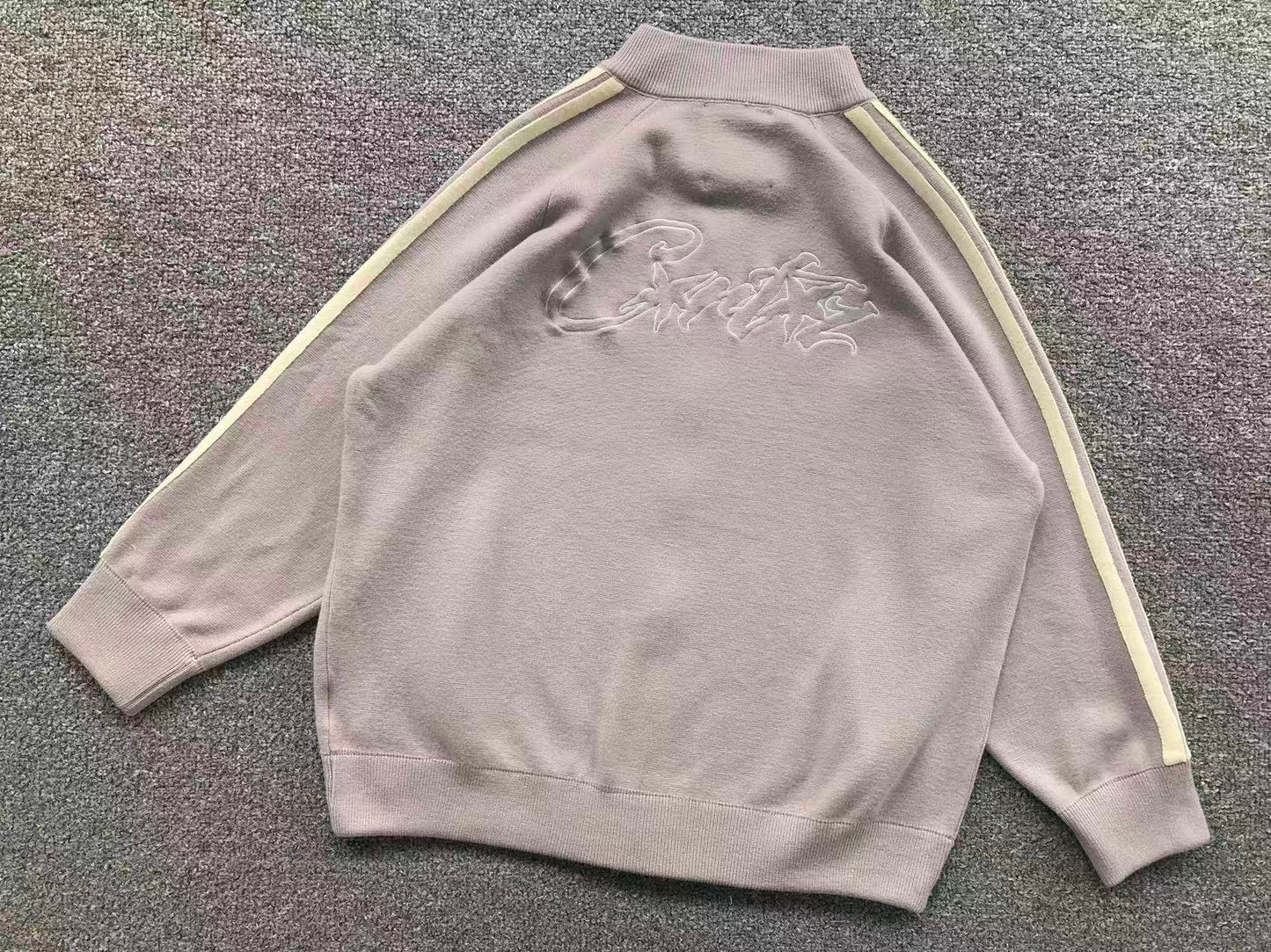 C - SWEATER