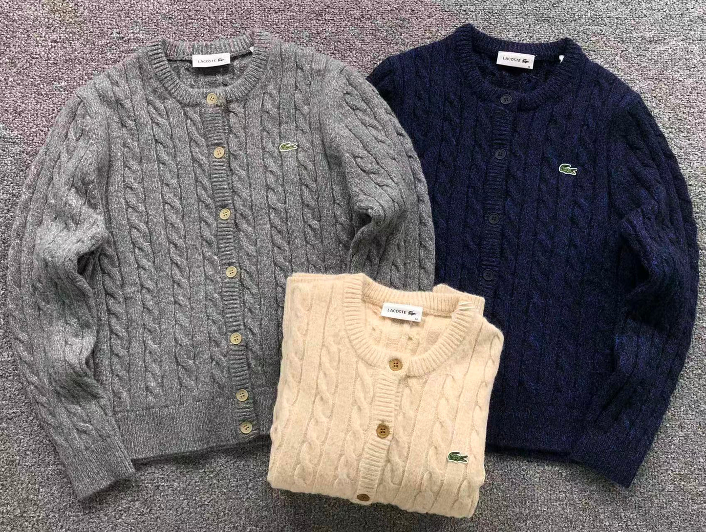 L - SWEATER