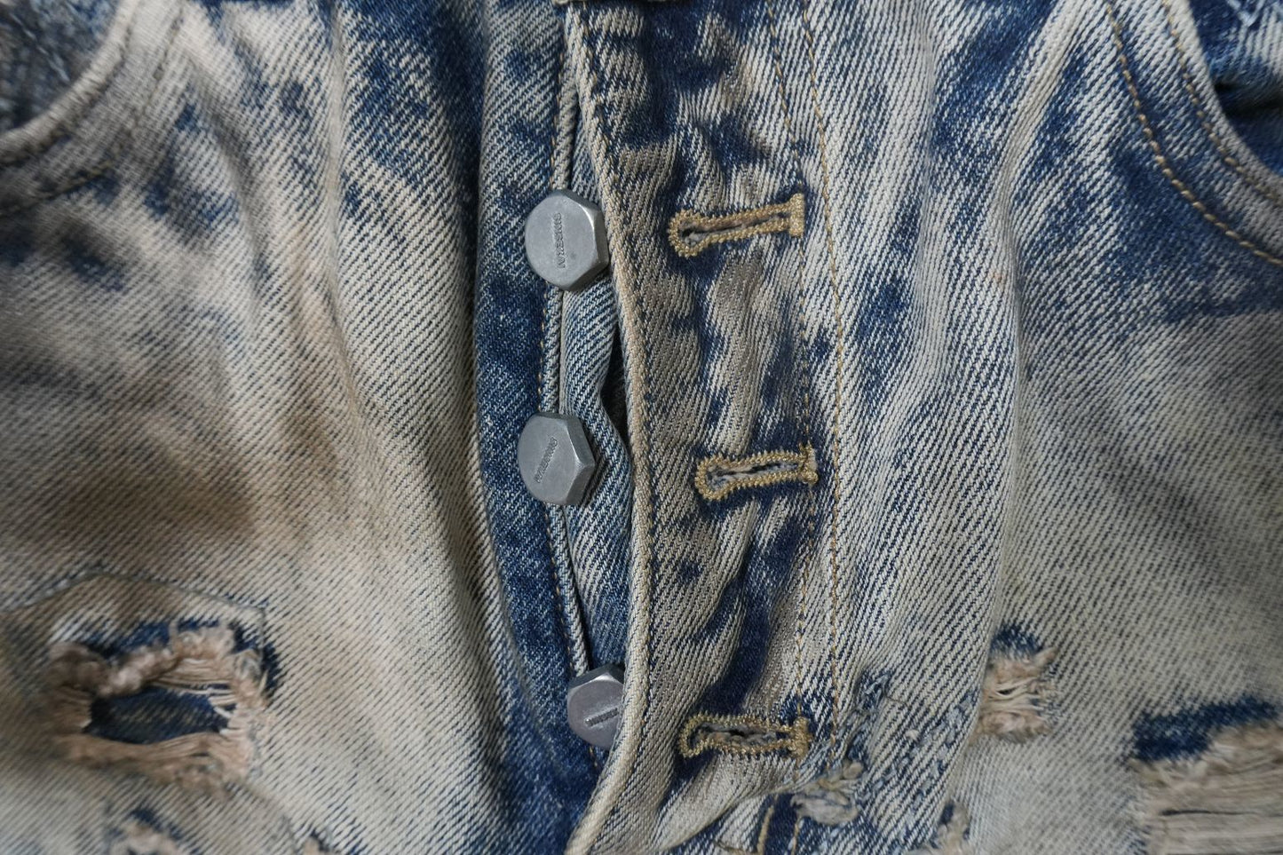 T - JEANS