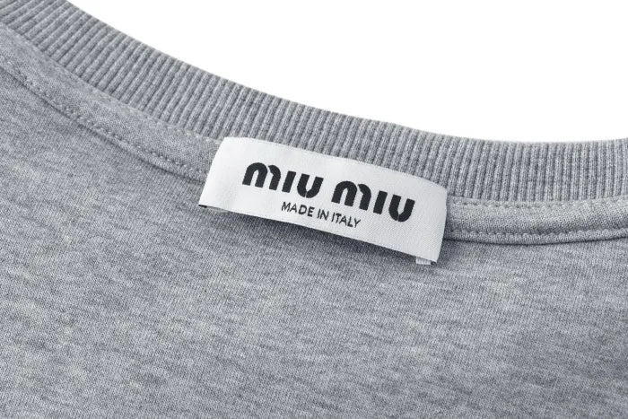 M - SWEATER
