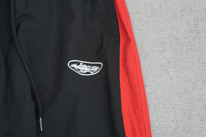 C - SWEATPANTS
