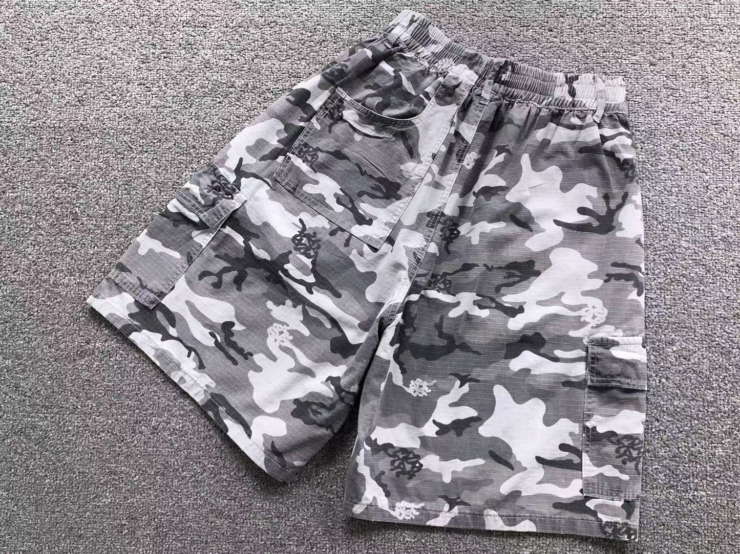 M - SHORTS