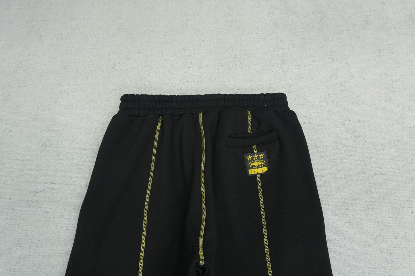 C - SWEATPANTS