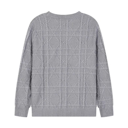 D - SWEATER