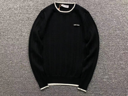 M - SWEATER