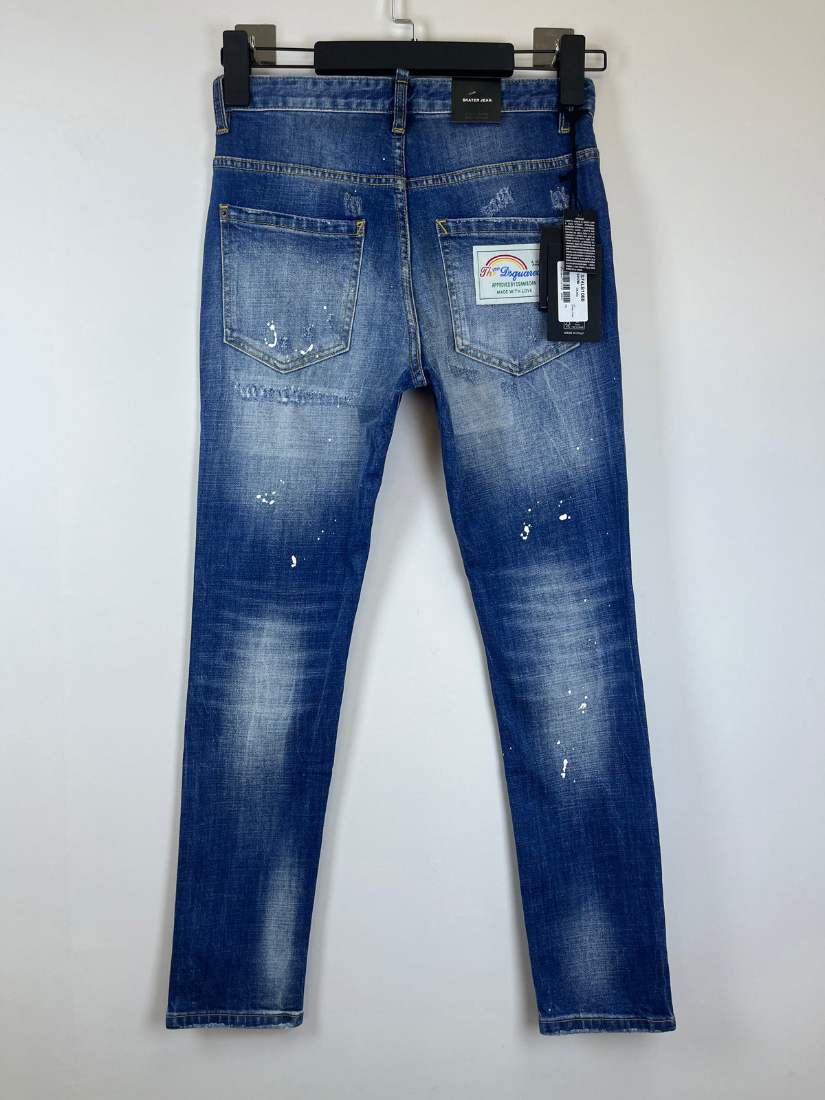 D - JEANS