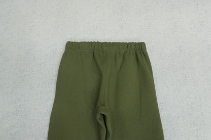 F - SWEATPANTS