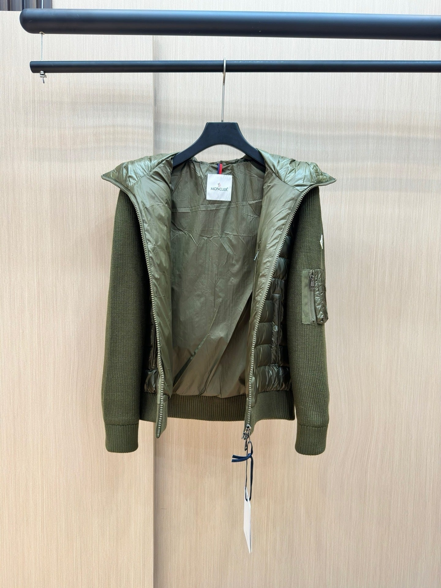 M - CARDIGAN