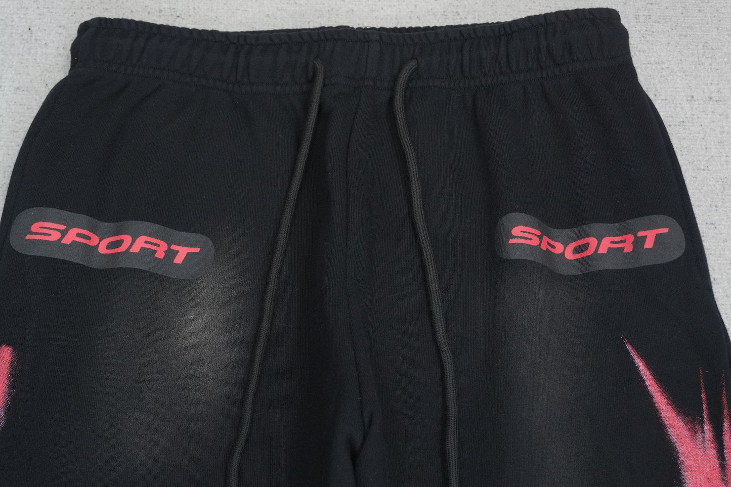 H - SWEATPANTS