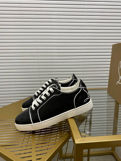 C - SNEAKERS
