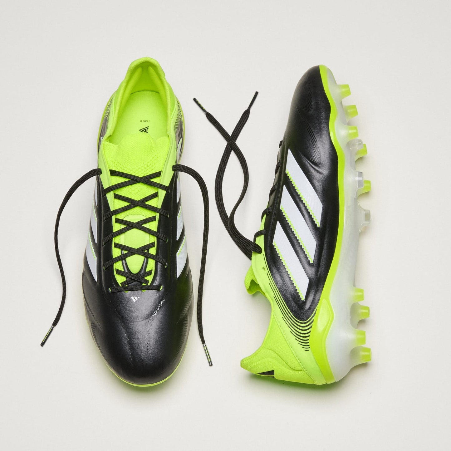 C - FUSSBALLSCHUHE