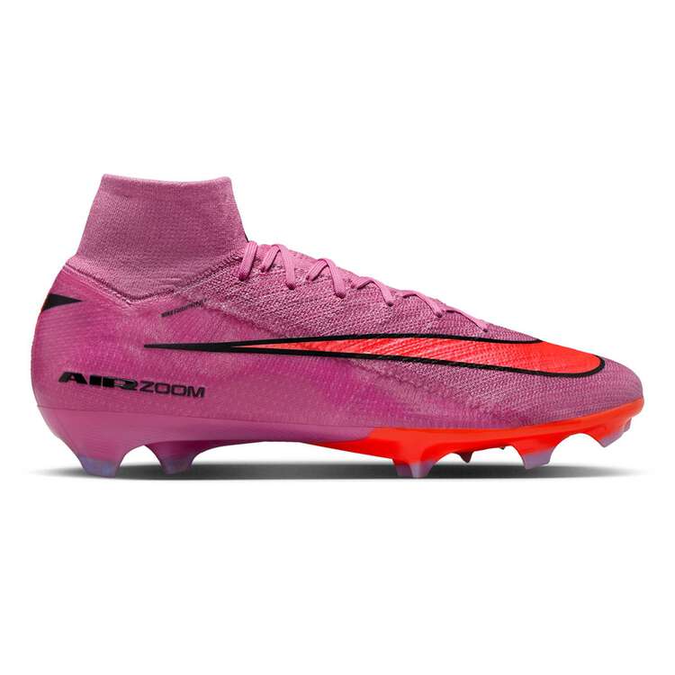 M - FUSSBALLSCHUHE