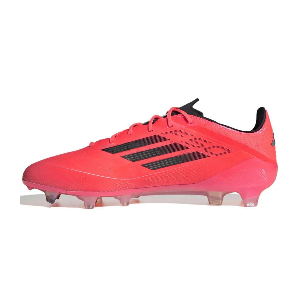 F - FUSSBALLSCHUHE