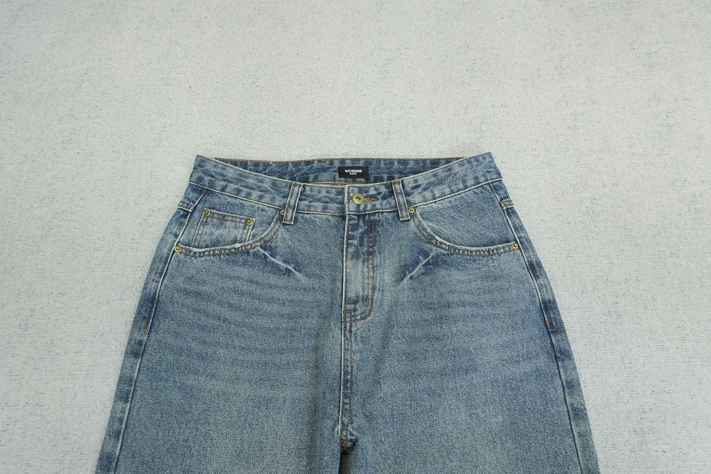 W - JEANS