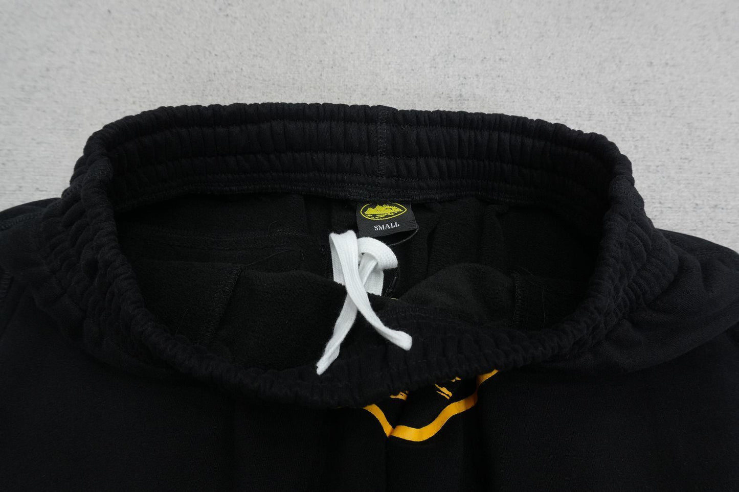 C - SWEATPANTS