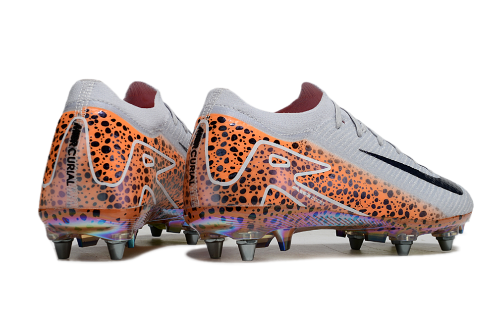 M - FUSSBALLSCHUHE