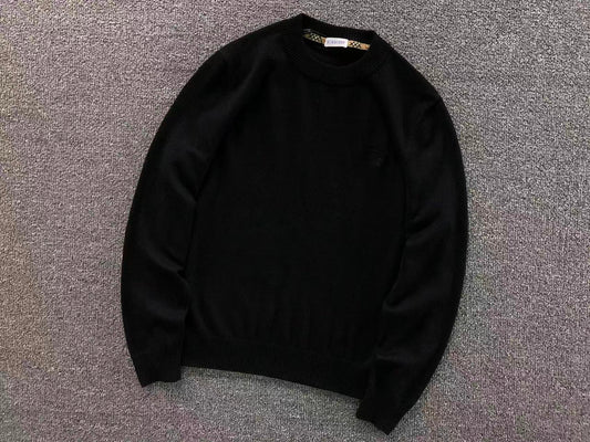 B - SWEATER