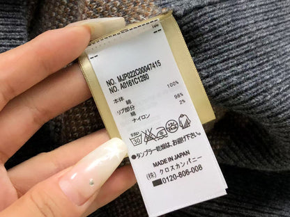T - SWEATER