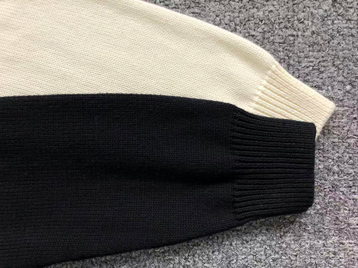 B - SWEATER