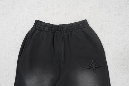 V - SWEATPANTS