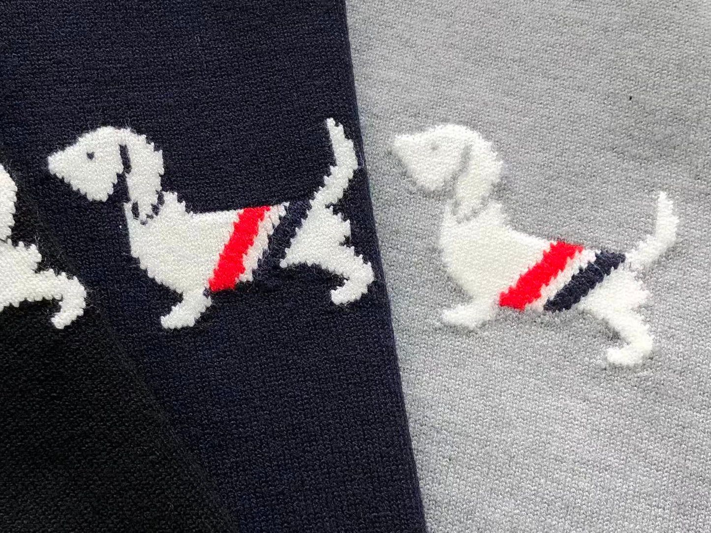 T - SWEATER