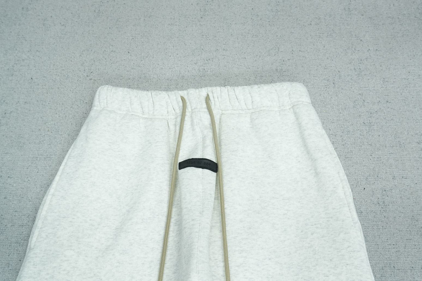F - SWEATPANTS