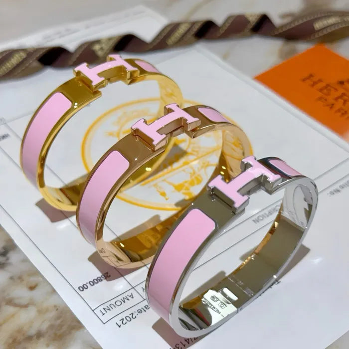 H - ARMBAND