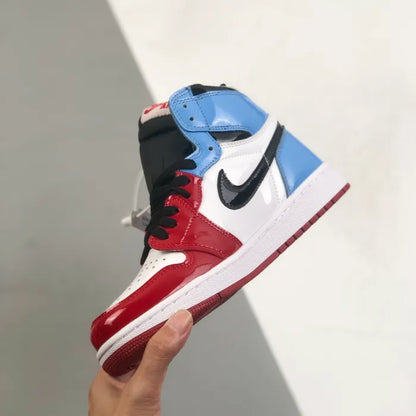 N - SNEAKERS