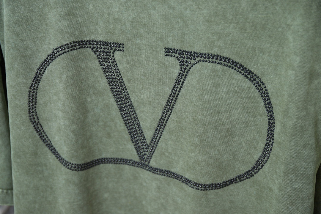 V - TSHIRT