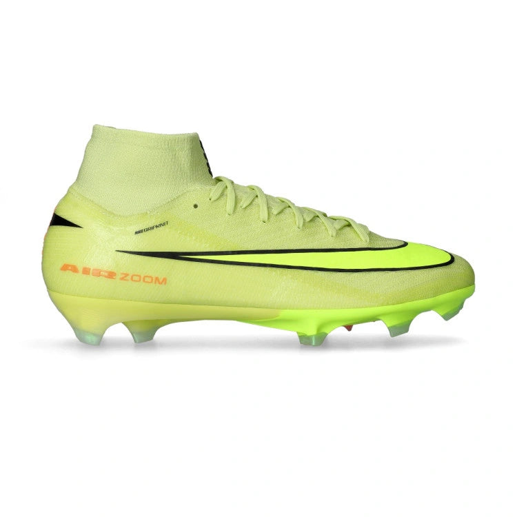 M - FUSSBALLSCHUHE