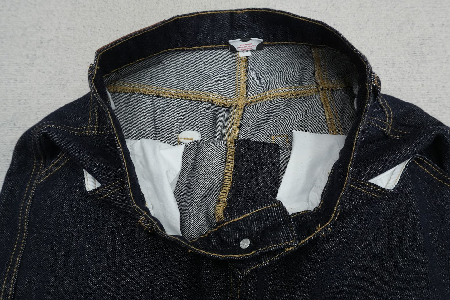 M - JEANS