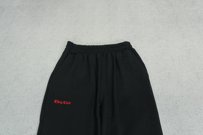 T - SWEATPANTS