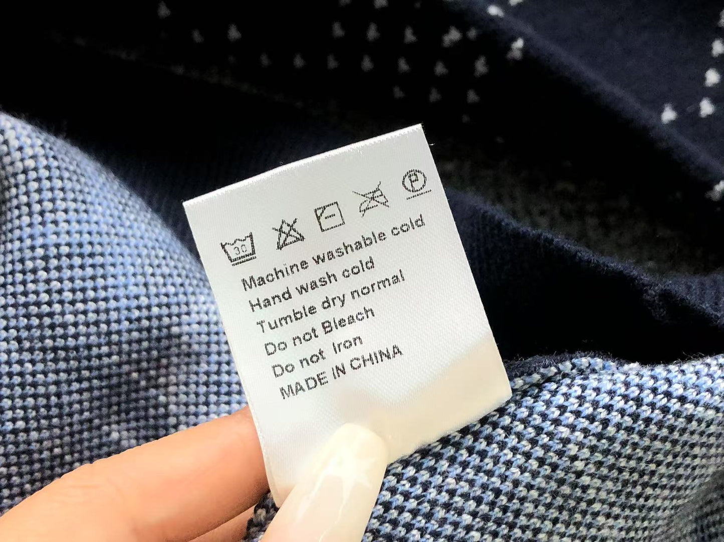 L - SWEATER
