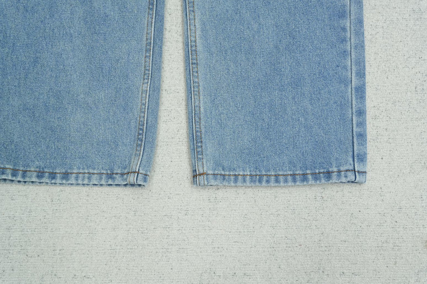 C - JEANS