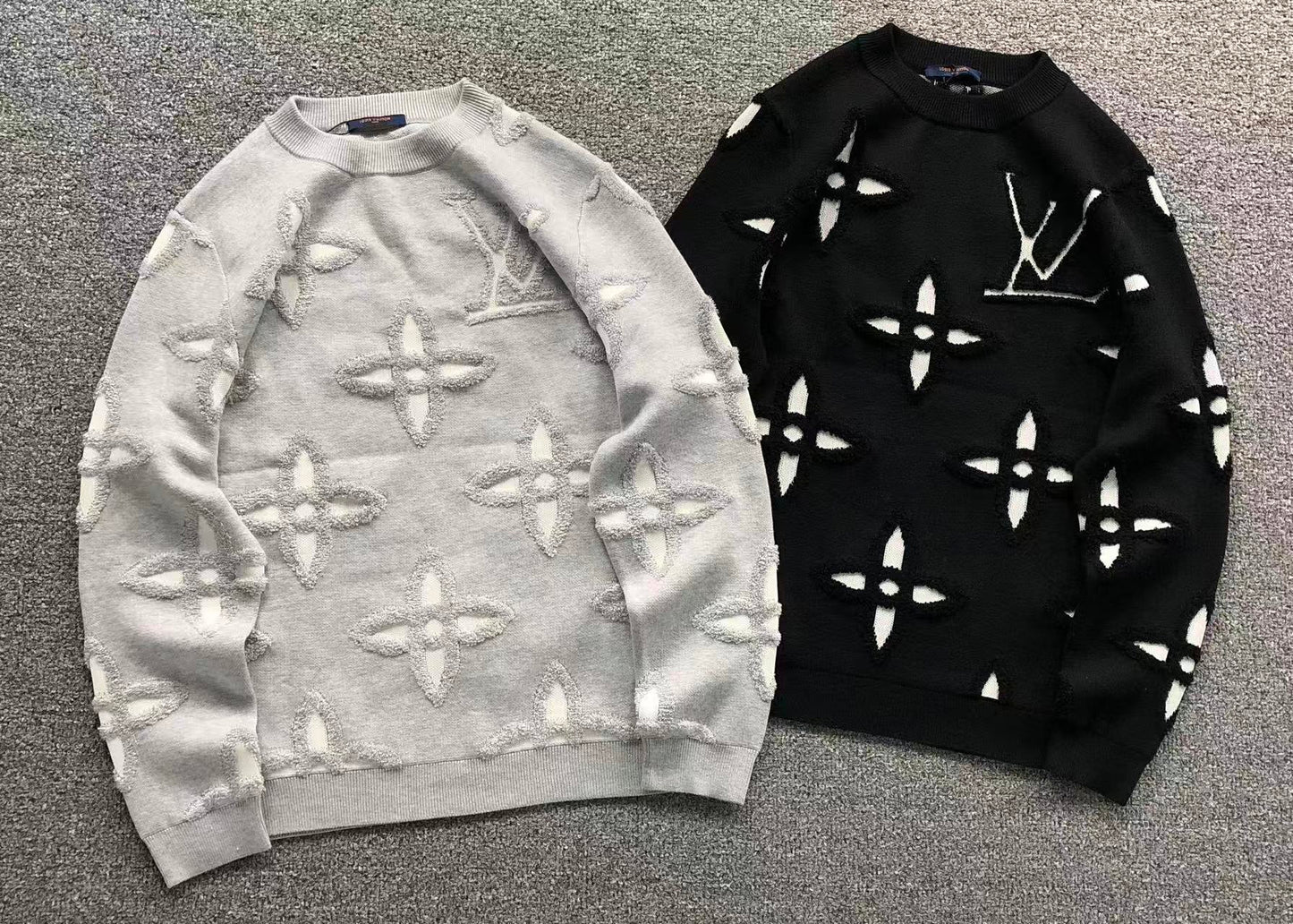 L - SWEATER