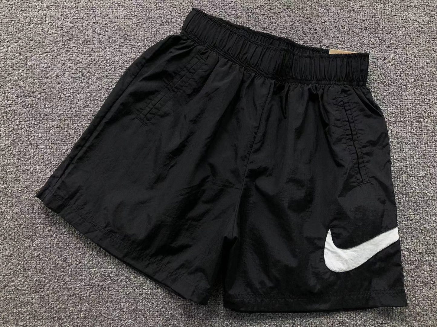 N - SHORTS