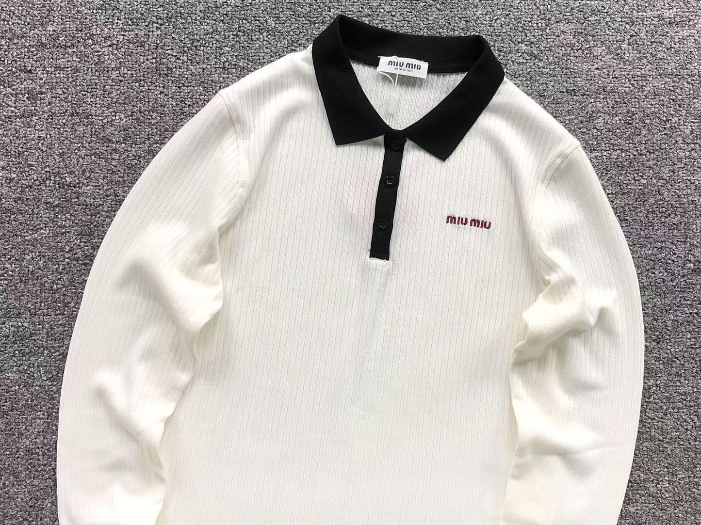 M - SWEATER