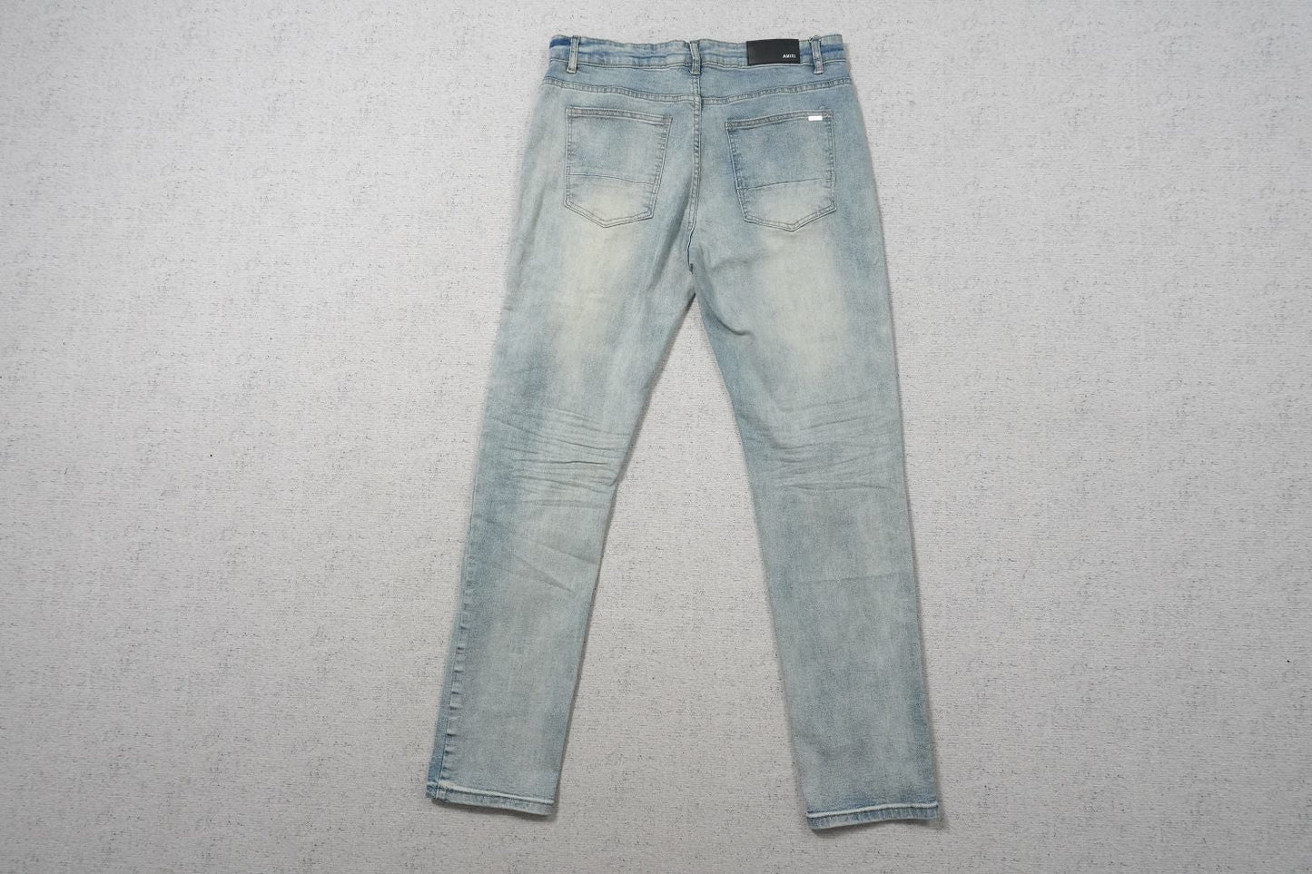 A - JEANS