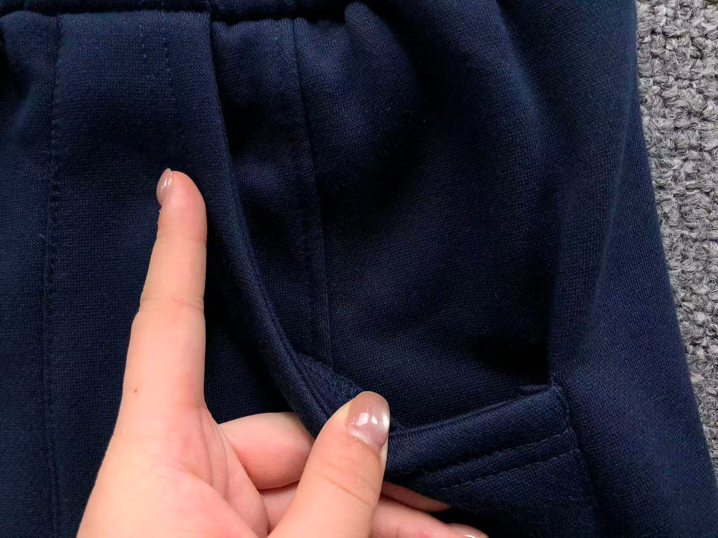 M - SHORTS