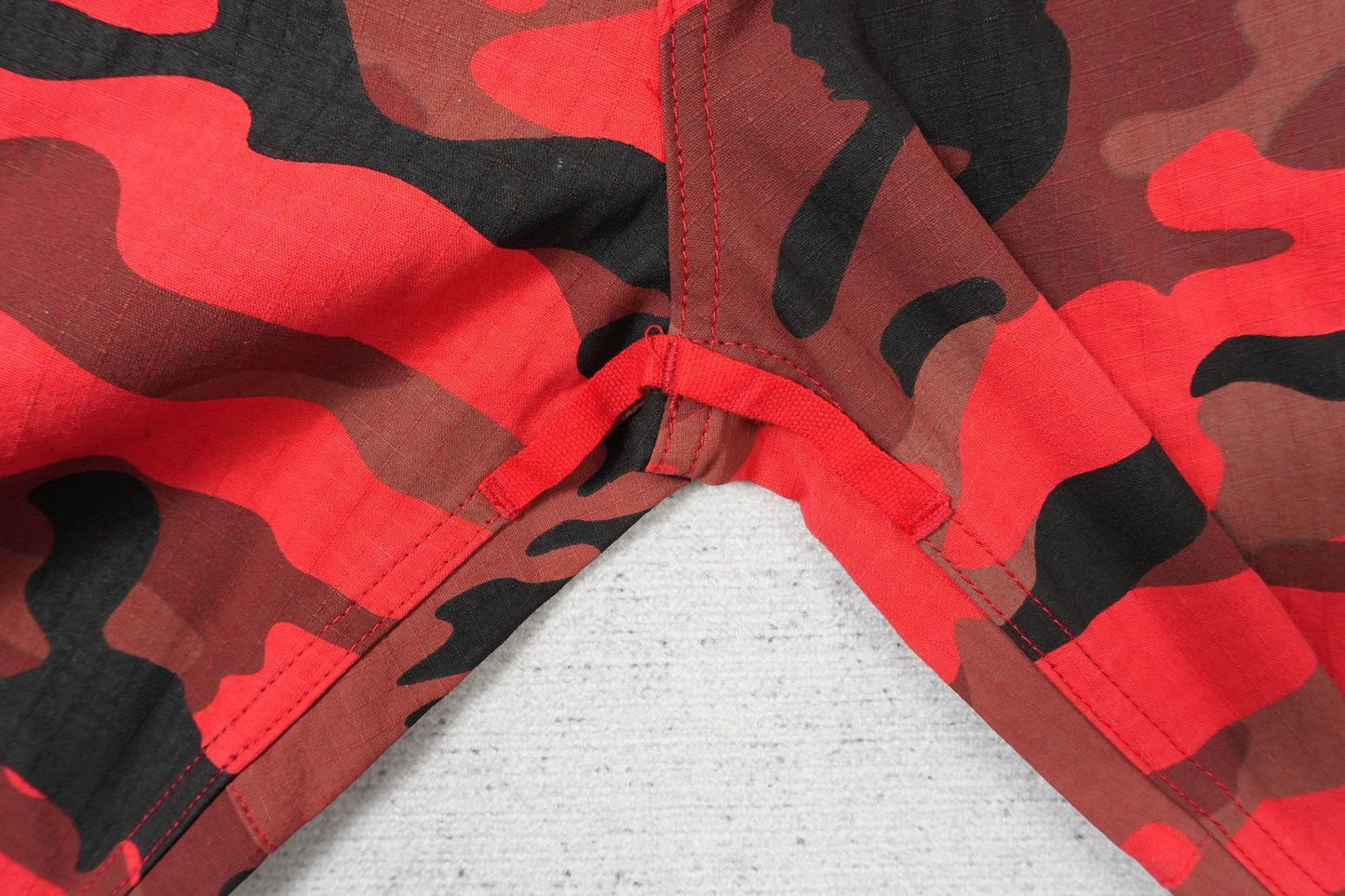 H - JEANS
