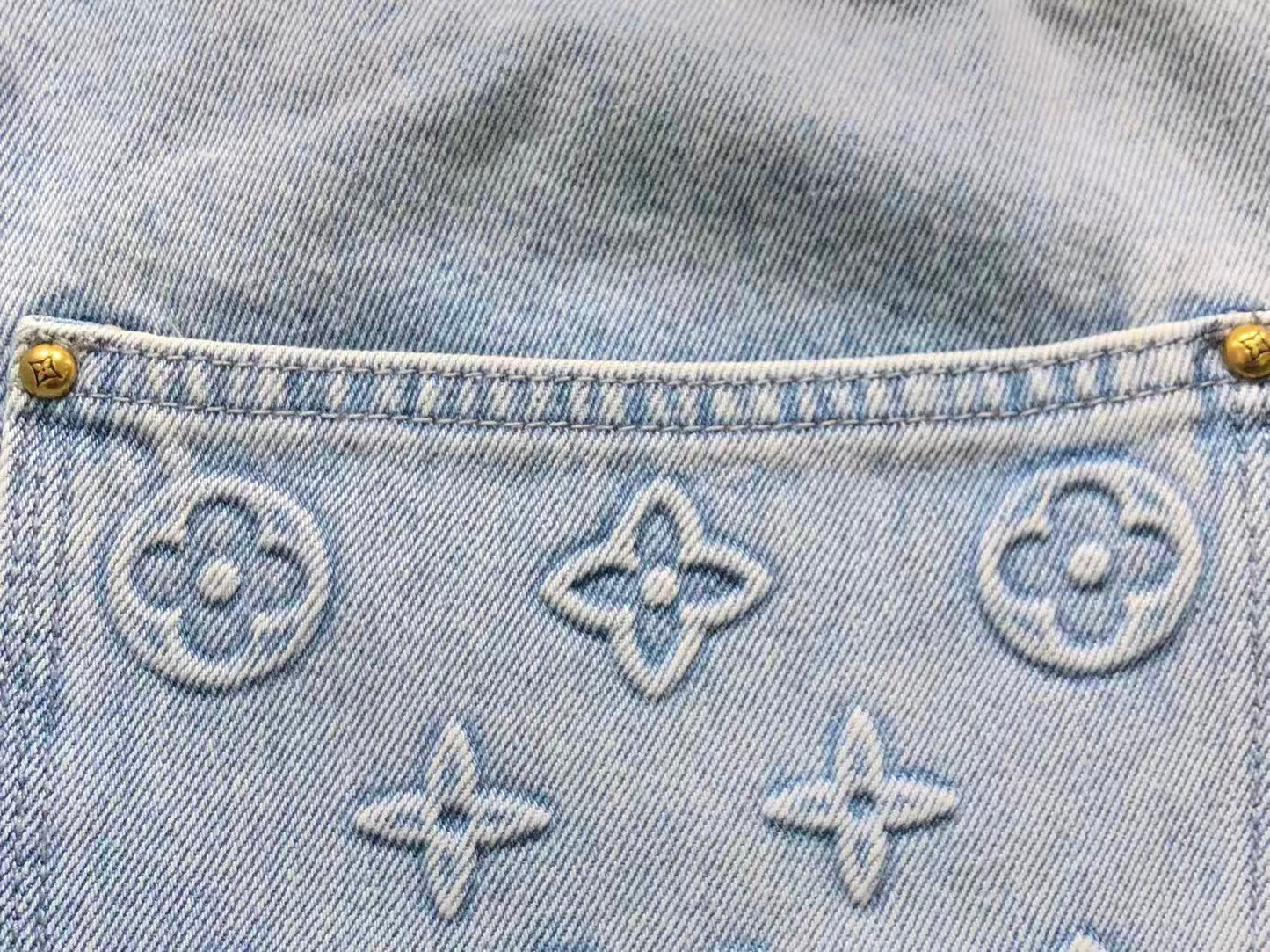 L - SHORTS