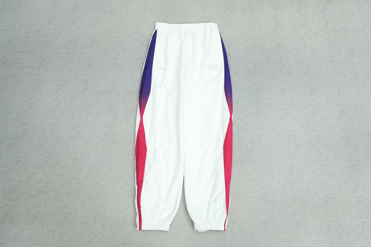 C - SWEATPANTS