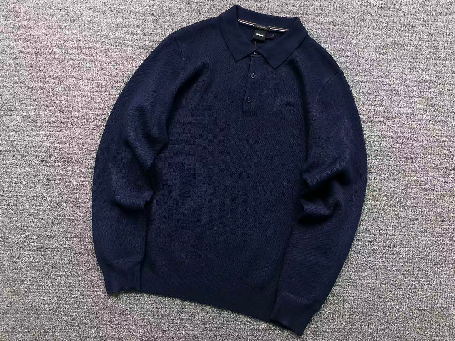 H - SWEATER